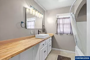 900 Cascade Dr NW, Salem, OR 97304 - Photo 20