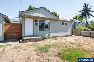 690 24th St SE, Salem, OR 97301 - Photo 4