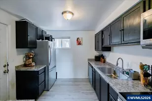 690 24th St SE, Salem, OR 97301 - Photo 10