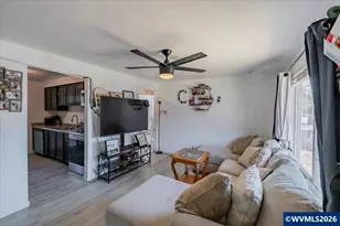 690 24th St SE, Salem, OR 97301 - Photo 6