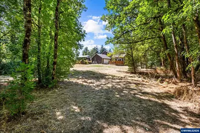 12600 Meadow Ln, Monmouth, OR 97361 - Photo 8