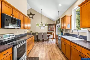 12600 Meadow Ln, Monmouth, OR 97361 - Photo 18