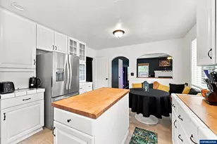 1010 Electric Ave SE, Salem, OR 97302 - Photo 12