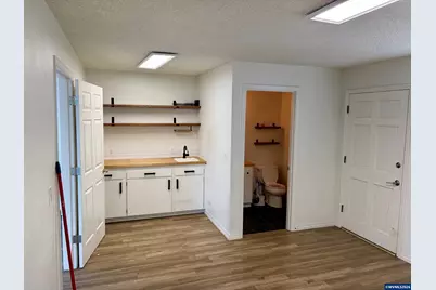 5044 Commercial St SE, Salem, OR 97306 - Photo 8