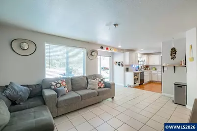 1653 S 6th St, Independence, OR 97351 - Photo 12