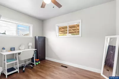 2330 E Ellendale Av, Dallas, OR 97338 - Photo 16