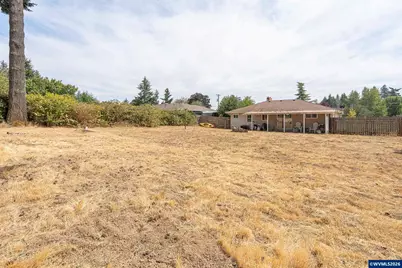 2330 E Ellendale Av, Dallas, OR 97338 - Photo 18