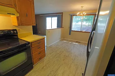 5060 Fir Dell Ct SE, Salem, OR 97306 - Photo 6