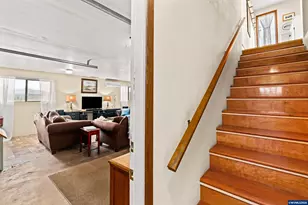 24312 Cardwell Hill Dr, Philomath, OR 97370 - Photo 18