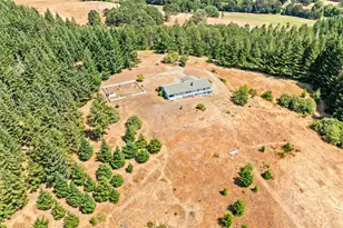 24312 Cardwell Hill Dr, Philomath, OR 97370 - Photo 10