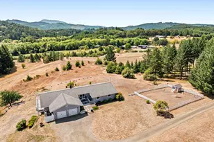 24312 Cardwell Hill Dr, Philomath, OR 97370 - Photo 2