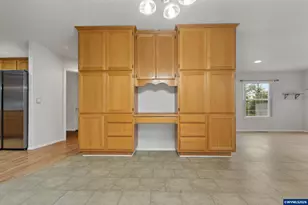 161 NW Elderberry Ln, Dallas, OR 97388 - Photo 20
