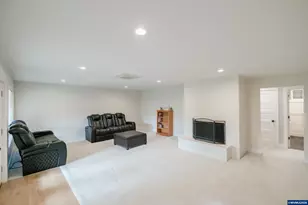 7500 Spring Valley Rd NW, Salem, OR 97304 - Photo 28