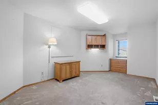 2658 S 12th St, Lebanon, OR 97355 - Photo 16