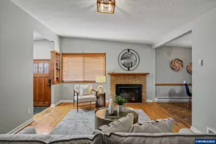 1227 SW Oregon Ave, Dallas, OR 97338 - Photo 6