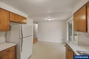 809 33rd Av SE, Albany, OR 97322 - Photo 12