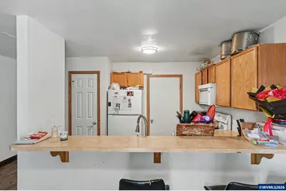 905 Charter (-915) Pl NE, Salem, OR 97301 - Photo 6