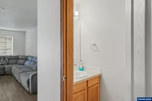 905 Charter (-915) Pl NE, Salem, OR 97301 - Photo 10