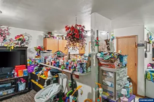 905 Charter (-915) Pl NE, Salem, OR 97301 - Photo 44