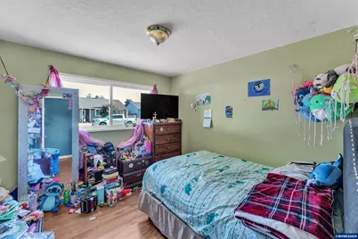308 Violet St, Lebanon, OR 97355 - Photo 12