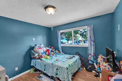 308 Violet St, Lebanon, OR 97355 - Photo 14