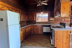 34033 Totem Pole Rd, Lebanon, OR 97355 - Photo 14