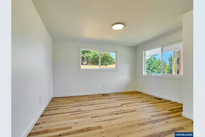 1086 Wilson St, Woodburn, OR 97071 - Photo 4