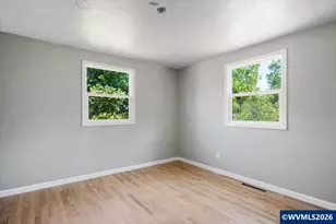 34509 Riverside Dr SW, Albany, OR 97321 - Photo 24
