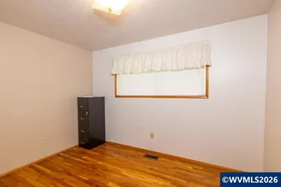 1487 Walton Wy, Woodburn, OR 97071 - Photo 6