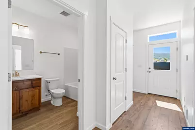 4608 Airport Ln, Sweet Home, OR 97386 - Photo 10
