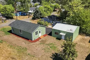 4608 Airport Ln, Sweet Home, OR 97386 - Photo 26