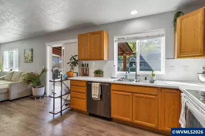 1957 Lyon St SE, Albany, OR 97322 - Photo 18