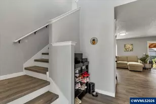 1957 Lyon St SE, Albany, OR 97322 - Photo 6