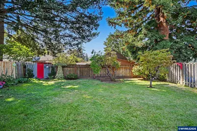 2095 University St SE, Salem, OR 97301 - Photo 28