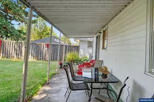 2095 University St SE, Salem, OR 97301 - Photo 26