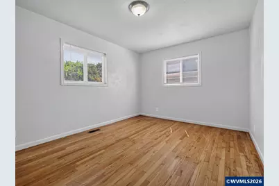 325 Chicago St SE, Albany, OR 97321 - Photo 12