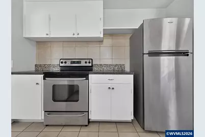325 Chicago St SE, Albany, OR 97321 - Photo 10