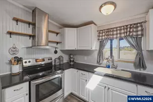6310 State St, Salem, OR 97317 - Photo 12