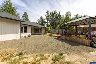 1080 Hope Av NW, Salem, OR 97304 - Photo 36