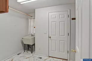 855 Jev Ct NW, Salem, OR 97304 - Photo 34