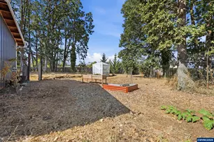 267 NW Woods Ln, Dallas, OR 97338 - Photo 36
