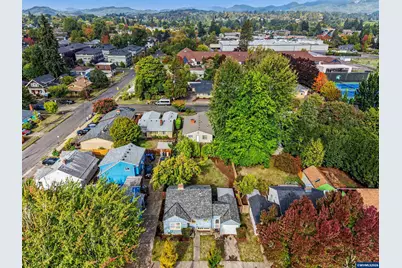720 NW 16th St, Corvallis, OR 97330 - Photo 28