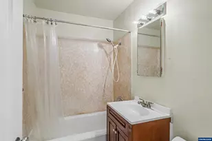 720 NW 16th St, Corvallis, OR 97330 - Photo 12