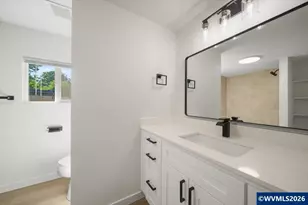 4706 Deepwood Lp NE, Salem, OR 97305 - Photo 22
