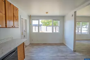 39038 SE 1st Ave, Scio, OR 97374 - Photo 10