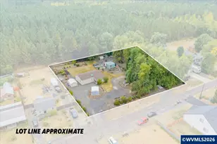 1087 38th Ave, Sweet Home, OR 97386 - Photo 1