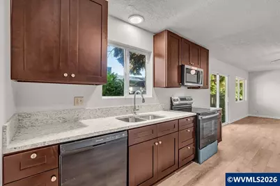 4888 38th Pl NE, Salem, OR 97305 - Photo 12