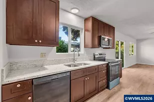 4888 38th Pl NE, Salem, OR 97305 - Photo 12