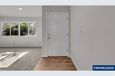 4888 38th Pl NE, Salem, OR 97305 - Photo 8