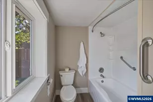 1530 Barnes Ave SE, Salem, OR 97306 - Photo 26
